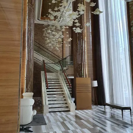 Comfy Apartment Grand Sungkon Lagoon Surabaya Exterior photo